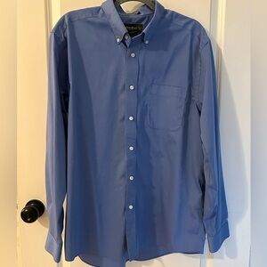 Eddie Bauer Men's Casual Blue Button Down Shirt